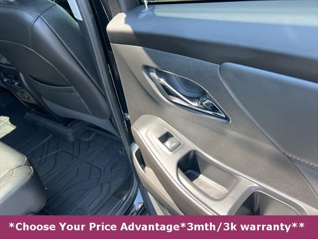 Photo of 2021 Mosaic Black Metallic Chevrolet Traverse