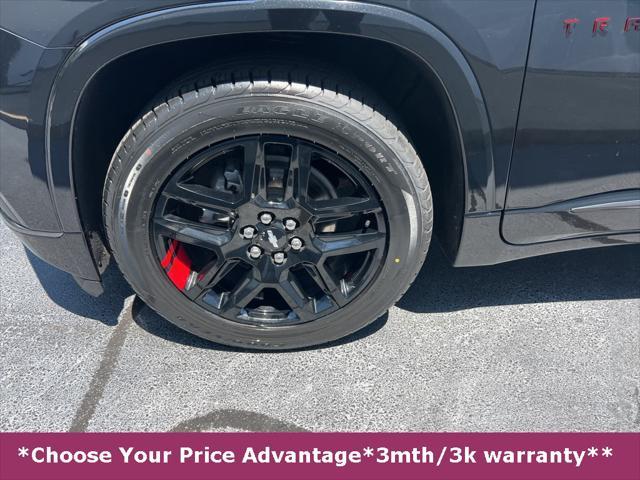 Photo of 2021 Mosaic Black Metallic Chevrolet Traverse