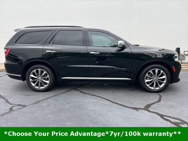 Photo of 2021 DB Black Crystal Clearcoat Dodge Durango