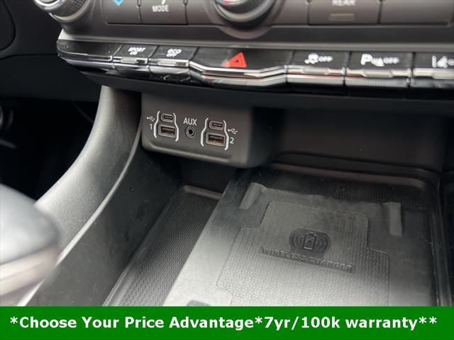 Photo of 2021 DB Black Crystal Clearcoat Dodge Durango