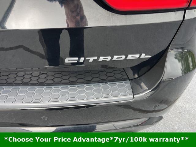 Photo of 2021 DB Black Crystal Clearcoat Dodge Durango