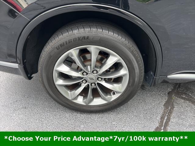 Photo of 2021 DB Black Crystal Clearcoat Dodge Durango
