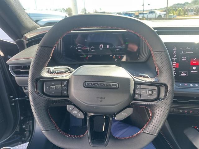 Photo of 2025 Diamond Black Crystal Pearlcoat Dodge Charger Daytona