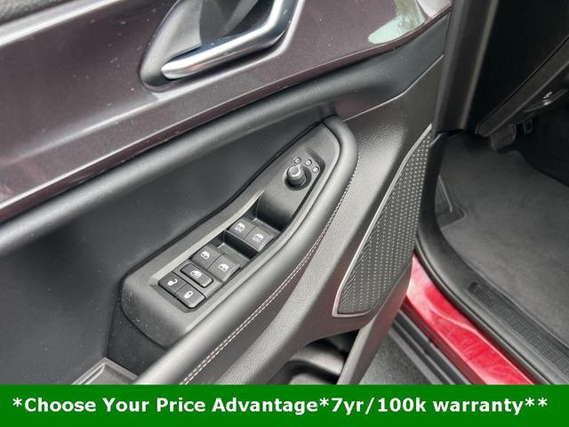 Photo of 2022 Velvet Red Pearlcoat Jeep Grand Cherokee