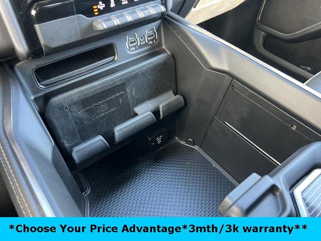 Photo of 2020 Patriot Blue Pearlcoat RAM 1500