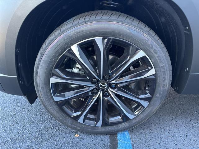 Photo of 2025 Machine Gray Metallic Mazda CX-50