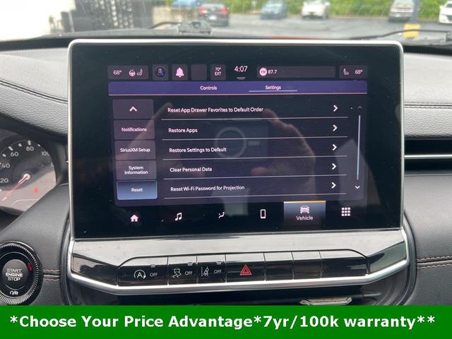 Photo of 2022 Redline Pearlcoat Jeep Compass