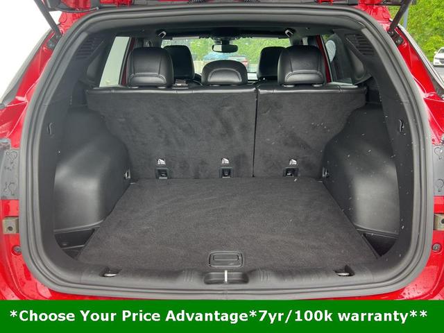 Photo of 2022 Redline Pearlcoat Jeep Compass