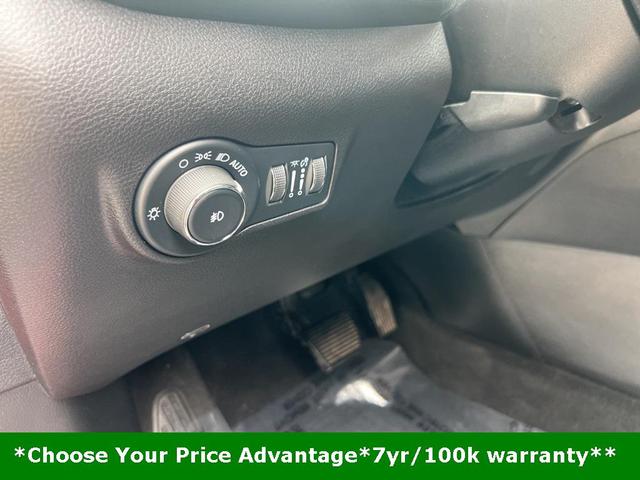 Photo of 2022 Redline Pearlcoat Jeep Compass