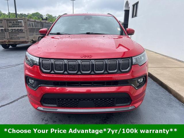Photo of 2022 Redline Pearlcoat Jeep Compass