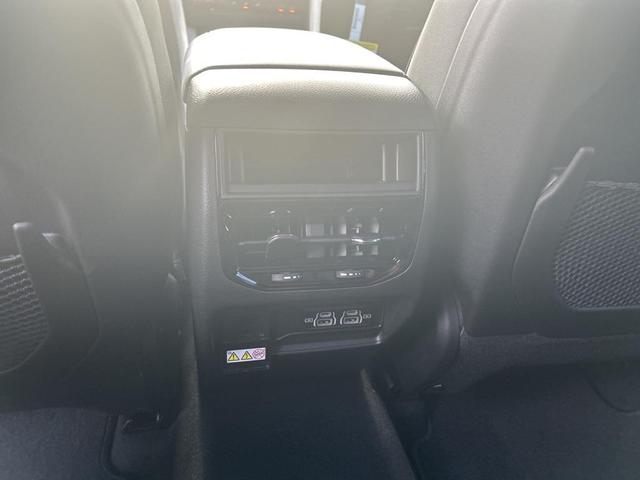Photo of 2025 Baltic Gray Metallic Clearcoat Jeep Grand Cherokee