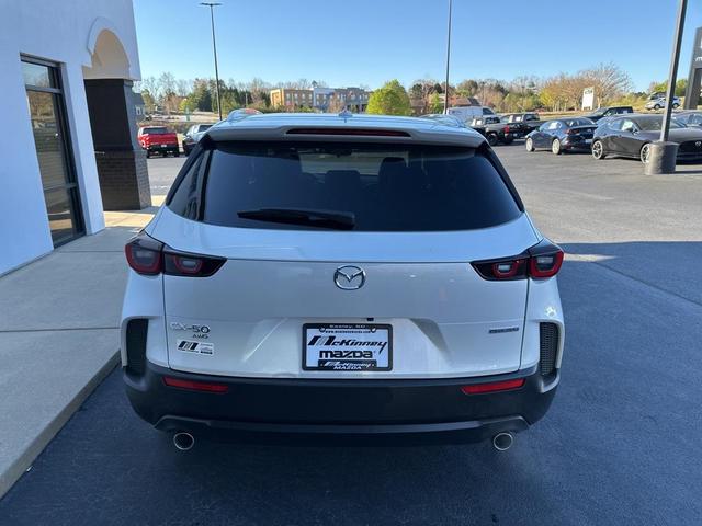 Photo of 2025 Wind Chill Pearl Mazda CX-50