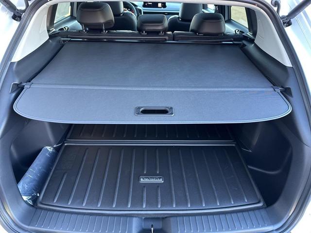 Photo of 2025 Wind Chill Pearl Mazda CX-50