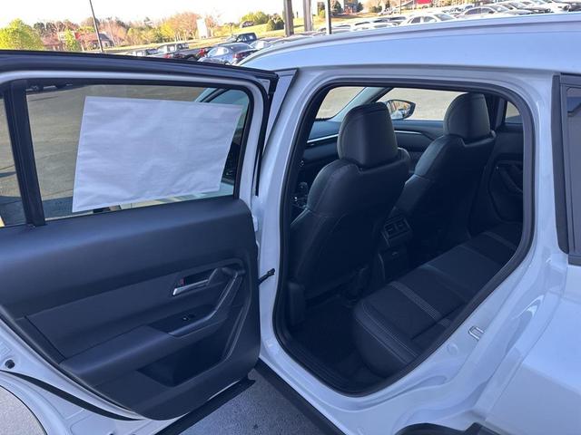 Photo of 2025 Wind Chill Pearl Mazda CX-50