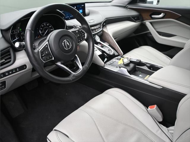 Photo of 2023 Modern Steel Metallic Acura TLX