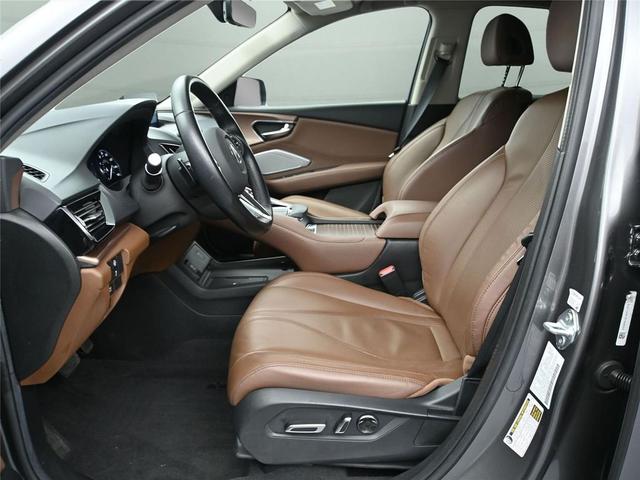 Photo of 2024 NH-885MV/LIQUID_CA Acura RDX