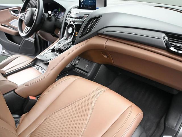 Photo of 2024 NH-885MV/LIQUID_CA Acura RDX