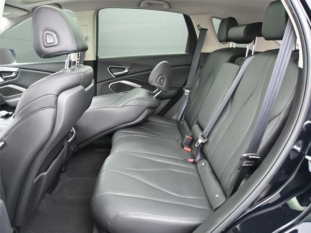Photo of 2023 Majestic Black Pearl Acura RDX