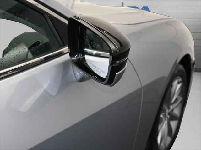 Photo of 2023 Lunar Silver Metallic Acura TLX
