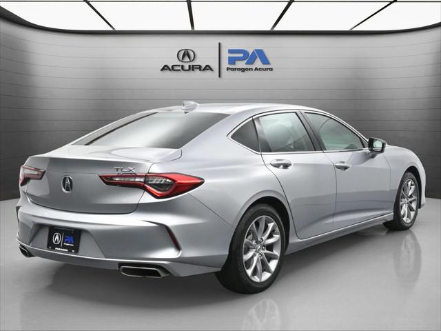 Photo of 2023 Lunar Silver Metallic Acura TLX