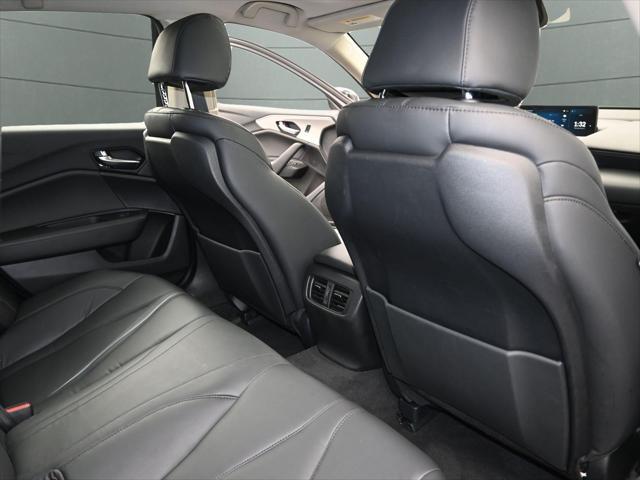 Photo of 2023 Lunar Silver Metallic Acura TLX