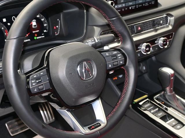 Photo of 2025 Majestic Black Pearl Acura Integra