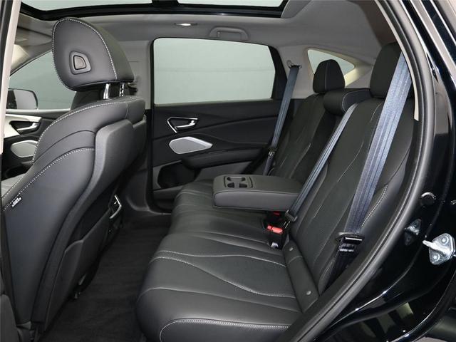 Photo of 2025 Majestic Black Pearl Acura RDX