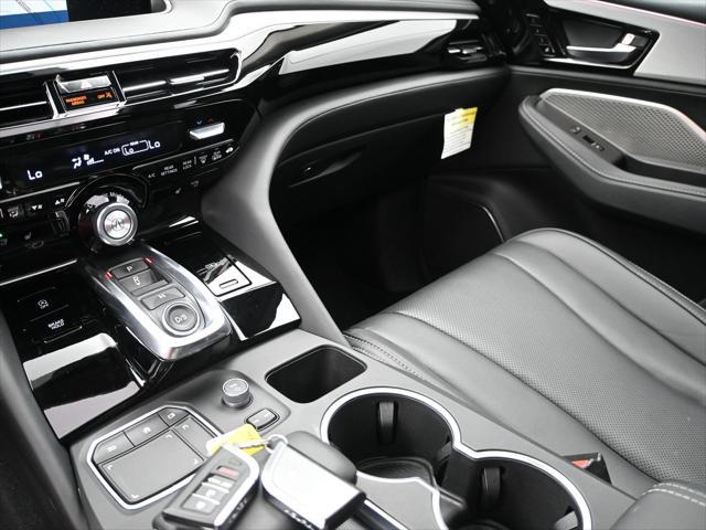 Photo of 2023 Lunar Silver Metallic Acura MDX