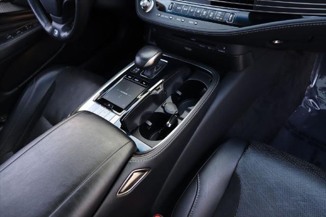 Photo of 2018 WHITE Lexus LS 500