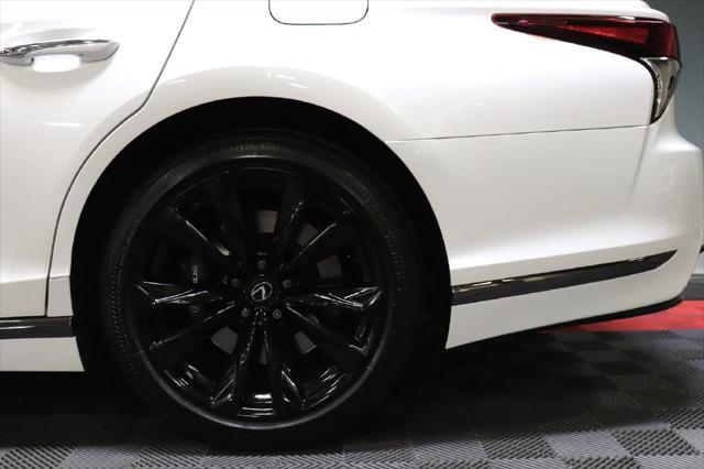 Photo of 2018 WHITE Lexus LS 500