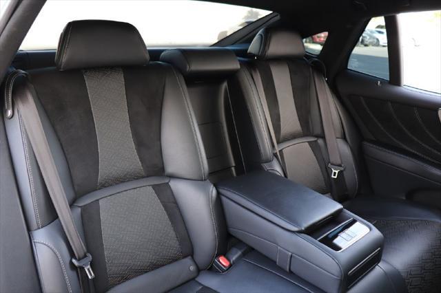 Photo of 2018 WHITE Lexus LS 500