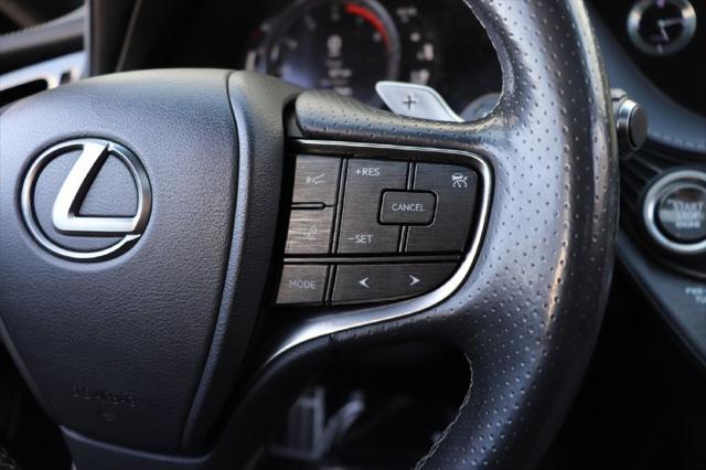 Photo of 2018 WHITE Lexus LS 500