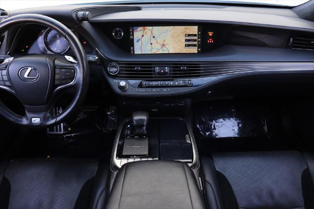 Photo of 2018 WHITE Lexus LS 500