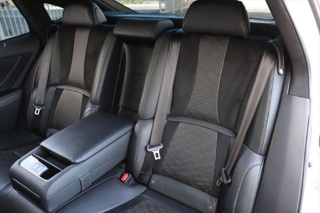 Photo of 2018 WHITE Lexus LS 500