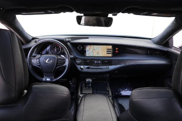 Photo of 2018 WHITE Lexus LS 500