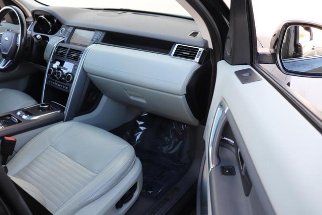 Photo of 2019 GRAY Land Rover Discovery Sport