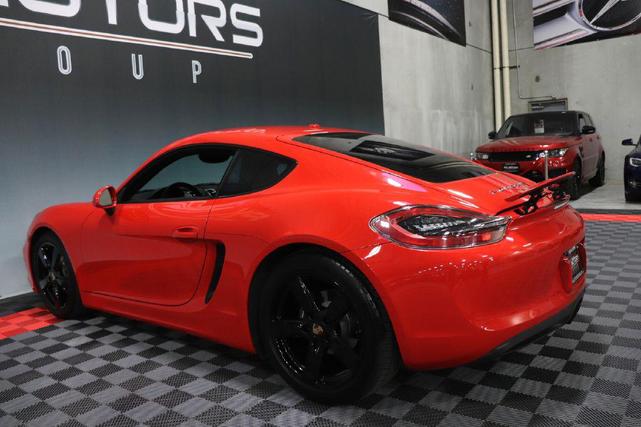 Photo of 2014 RED Porsche Cayman