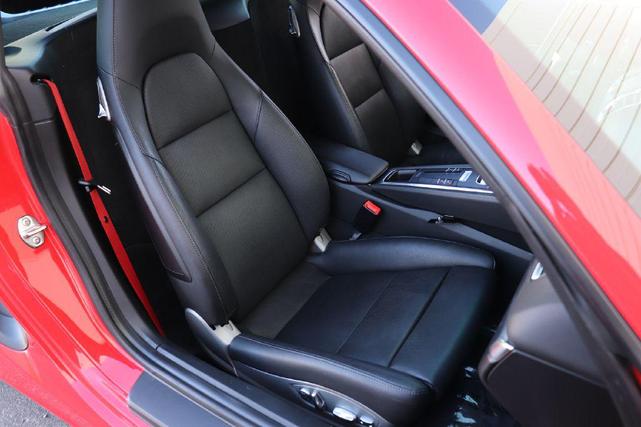 Photo of 2014 RED Porsche Cayman