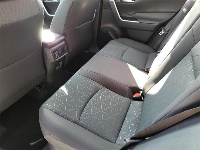 Photo of 2025 Ice Cap Toyota RAV4 Hybrid