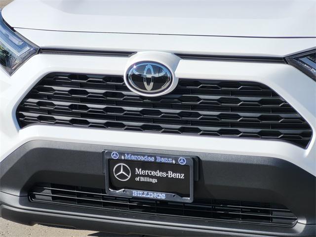 Photo of 2025 Ice Cap Toyota RAV4 Hybrid