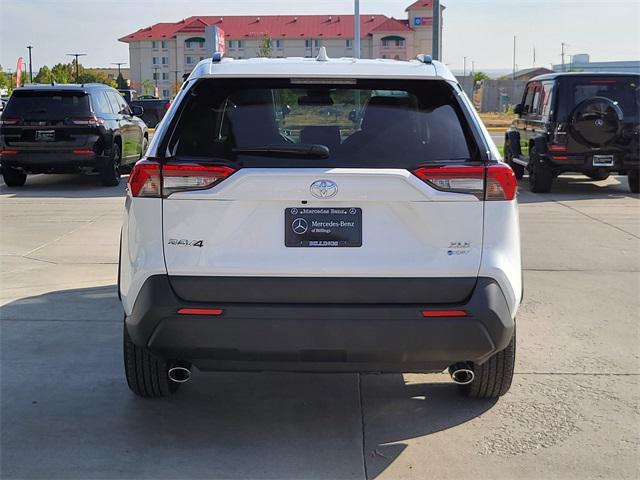 Photo of 2025 Ice Cap Toyota RAV4 Hybrid