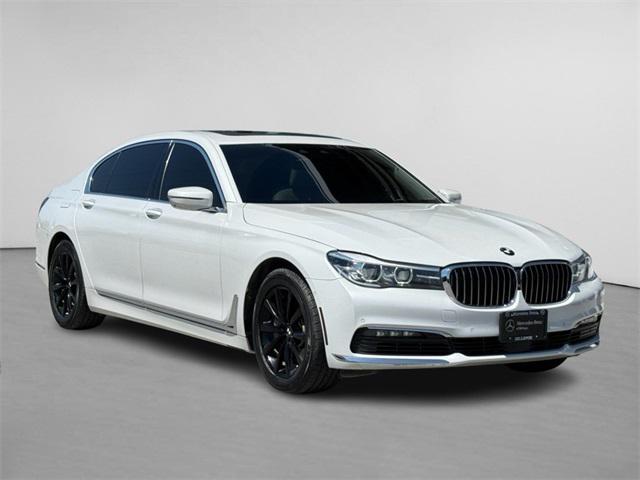 2018 BMW 740