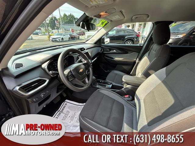 Photo of 2022 Mosaic Black Metallic Chevrolet Trailblazer
