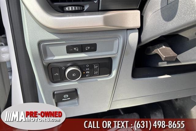 Photo of 2021 Oxford White Ford F-150