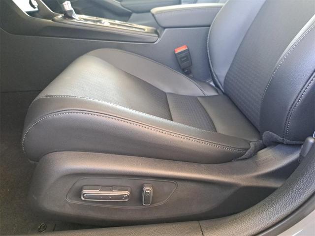 Photo of 2026 Urban Gray Pearl Honda Civic Hybrid