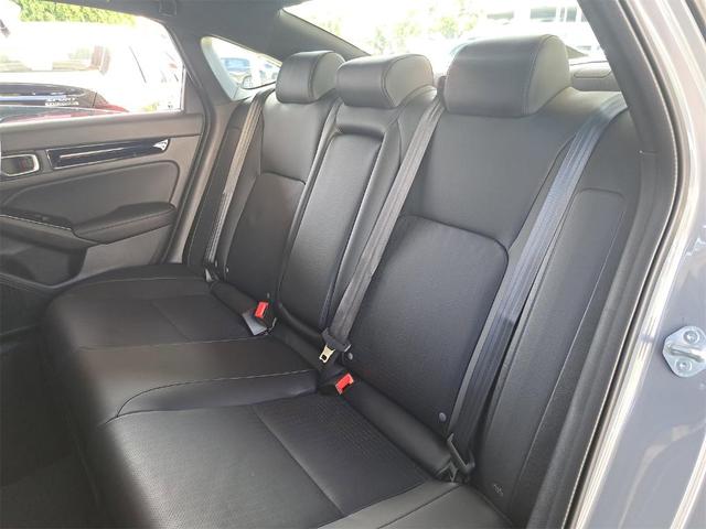 Photo of 2026 Urban Gray Pearl Honda Civic Hybrid