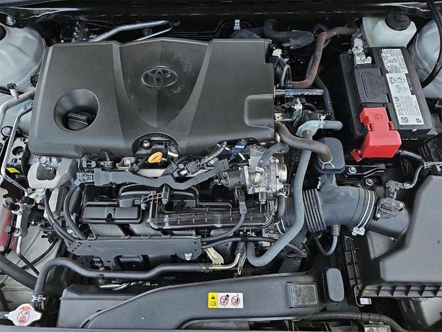 Photo of 2023 Wind Chill Pearl Toyota Camry