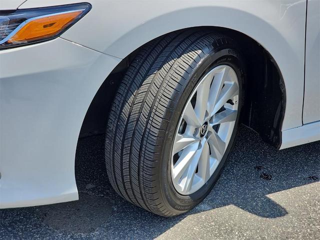 Photo of 2023 Wind Chill Pearl Toyota Camry