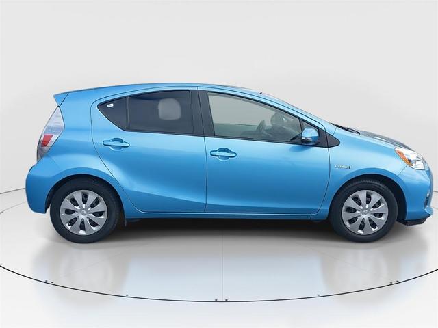 Photo of 2014 Summer Rain Metallic Toyota Prius c