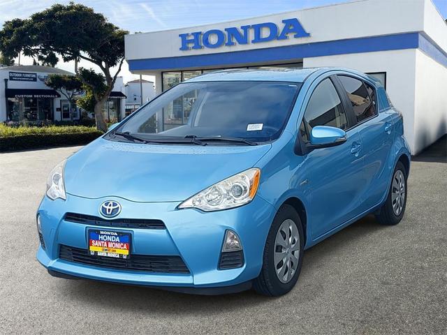 Photo of 2014 Summer Rain Metallic Toyota Prius c